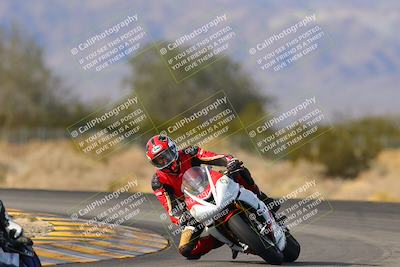 media/Dec-17-2022-SoCal Trackdays (Sat) [[224abd9271]]/Turn 7 Set 2 (1140am)/